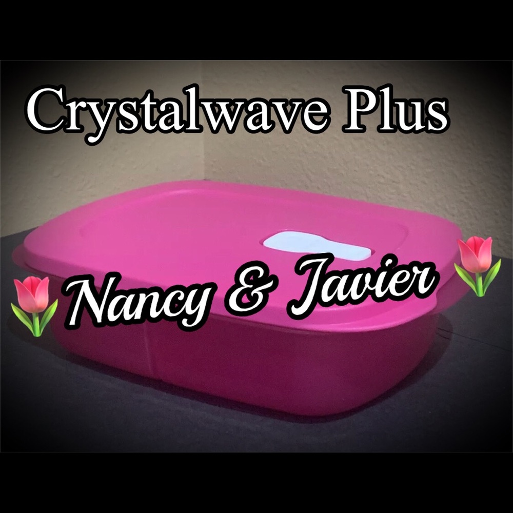 TUPPERWARE NEW CRYSTALWAVE PLUS RECTANGULAR